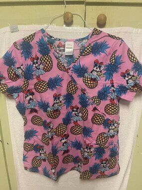 Minnie Mouse Tropical scrubs top size large Disney